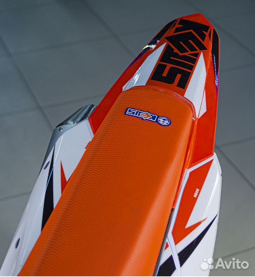 Мотоцикл Кросс/Эндуро kews K23 CB300RL ZS175FMN