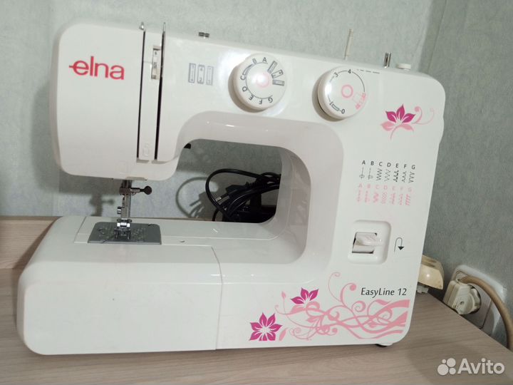 Швейная машина Janome