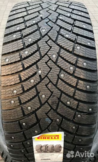 Pirelli Scorpion Ice Zero 2 285/35 R22 и 315/30 R22 107H