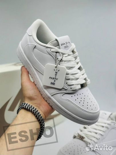 Nike Air Jordan 1 low x Travis Scott White Party L