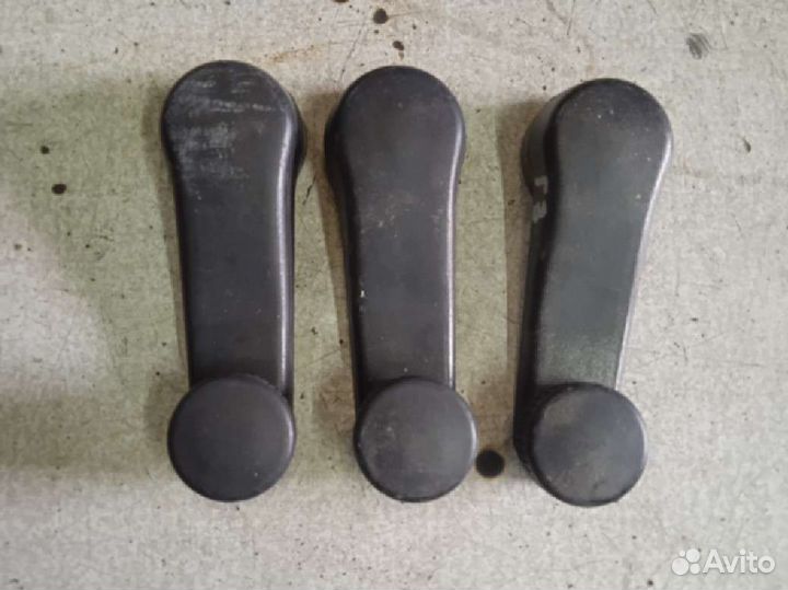 Ручка стеклоподъёмника Volkswagen Golf 3