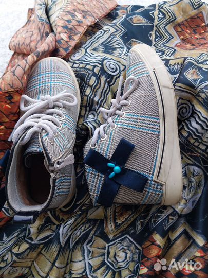 Ботинки демисезонные для девочки 27 р-р