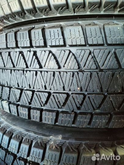 Bridgestone Blizzak DM-V3 215/70 R16 100Q