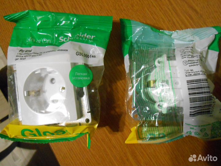 Выключатель 10А 250V Розетка 16А 250V IEK schneide