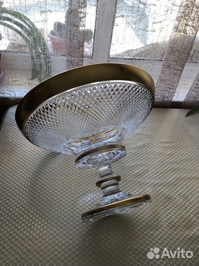 Хрустальная ваза на ножке 35 см