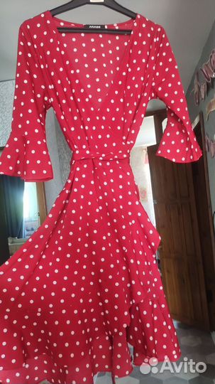 Платье в горошек