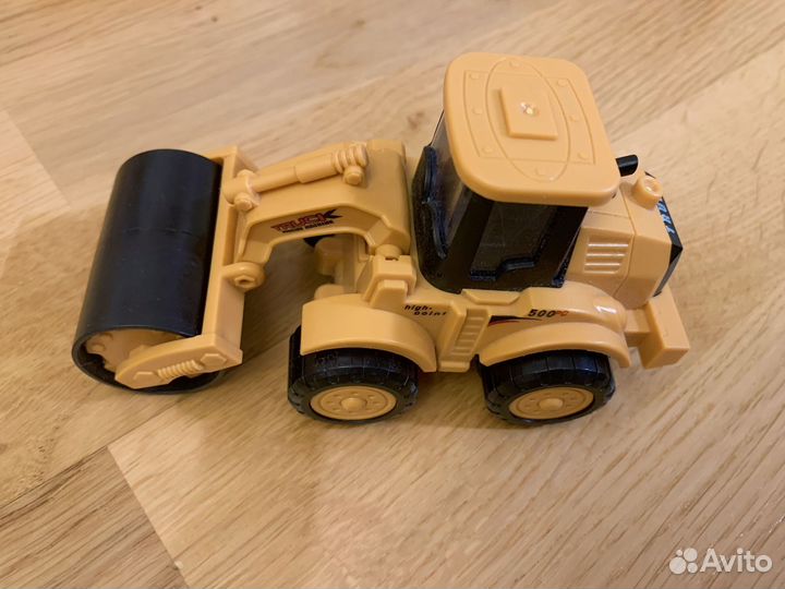 Строительная техника игрушки пакетом