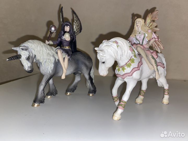 Коллекционные фигурки лошадей Schleich
