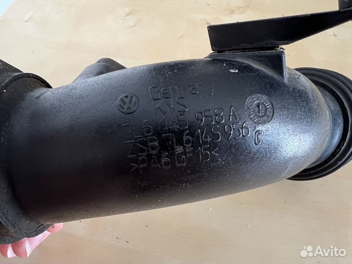 Патрубок интеркулера на Volkswagen, Porsche