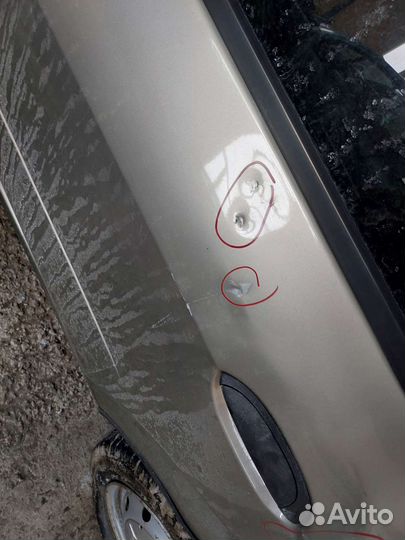 Задняя левая дверь Renault Logan (с дефектами)