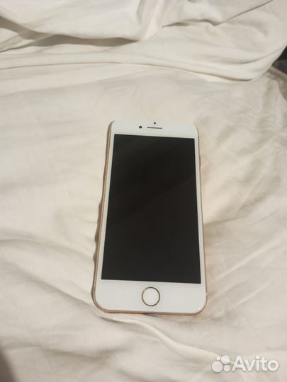 iPhone 8, 64 ГБ