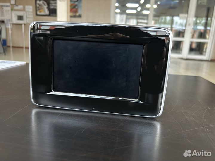 Монитор Мерседес