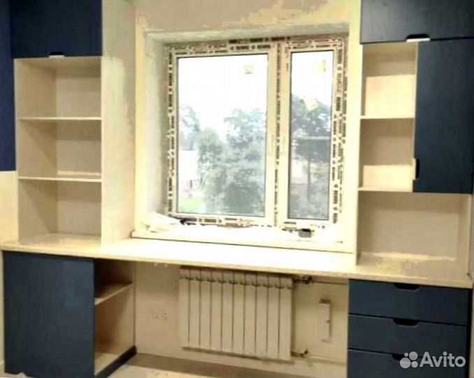 Рабочая зона у окна