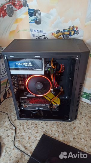 Xeon 2630v2, DDR3 16, Zotac GTX 1066, SSD 240