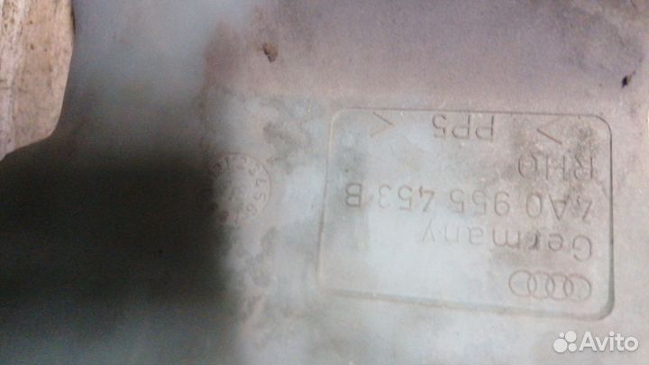 Бачок стеклоомывателя 4,4л Ауди 100 45к,А6С4 Седан