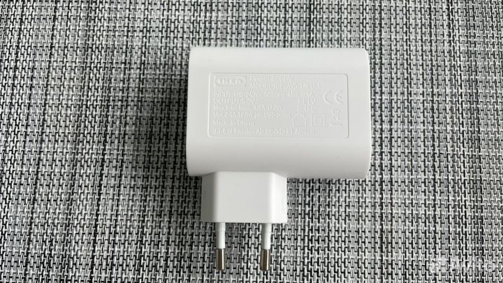 Зарядное устройство Икеа 3 USB-порта, белый