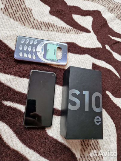 Samsung galaxy s10e