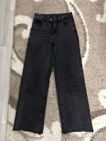 Джинсы трубы женские