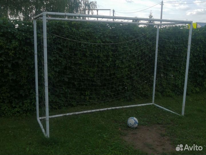 Футбольные ворота