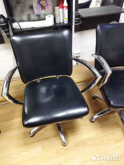 Парикмахерское кресло бу