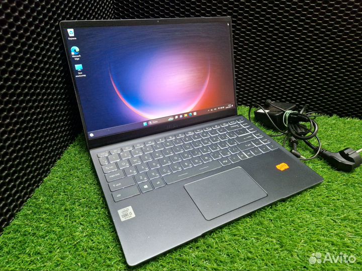 Ноутбук MSI Modern 14 B10MW