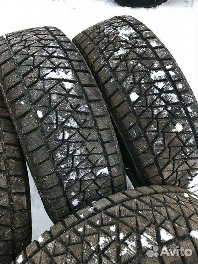 Bridgestone Blizzak DM-V2 235/65 R18 106S