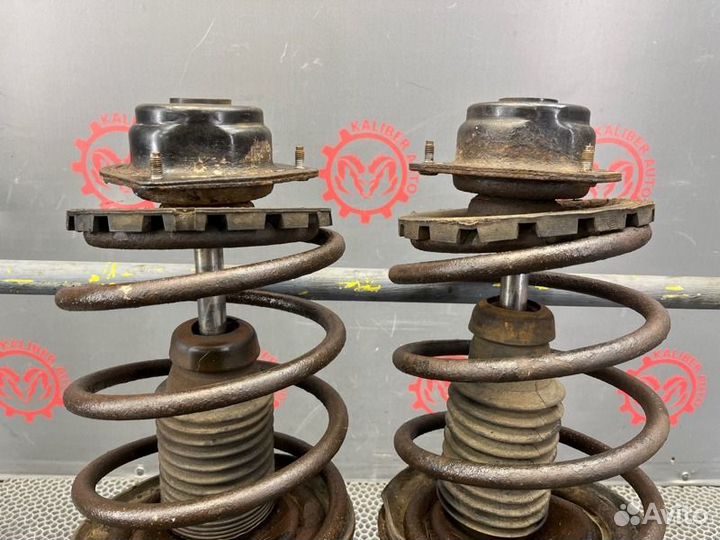 Стойки амортизаторы передние Dodge Caravan 3 2.4