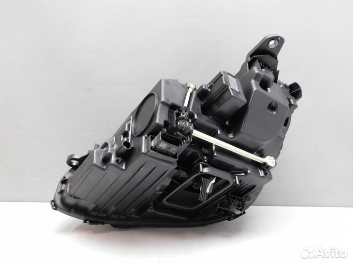 Фара правая Mercedes-Benz E-класс A2139068808KZ