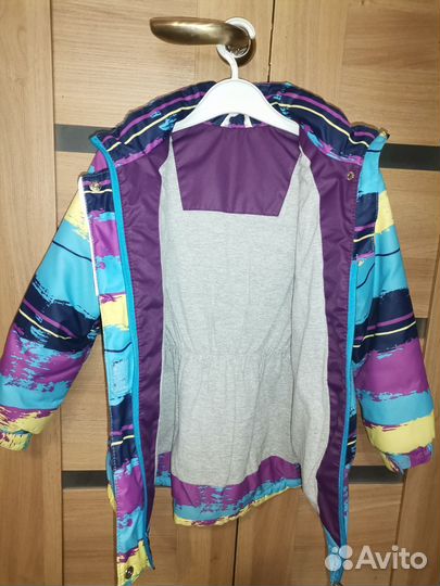 Демисезонный костюм для девочки 122