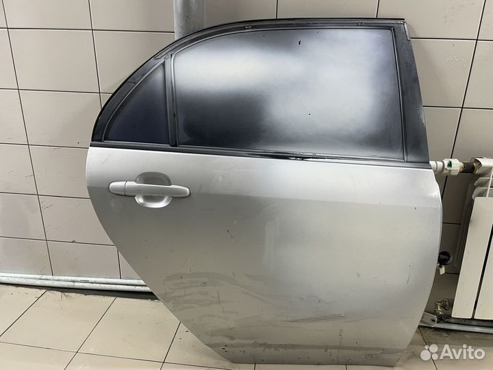 Toyota corolla 120 дверь задняя правая