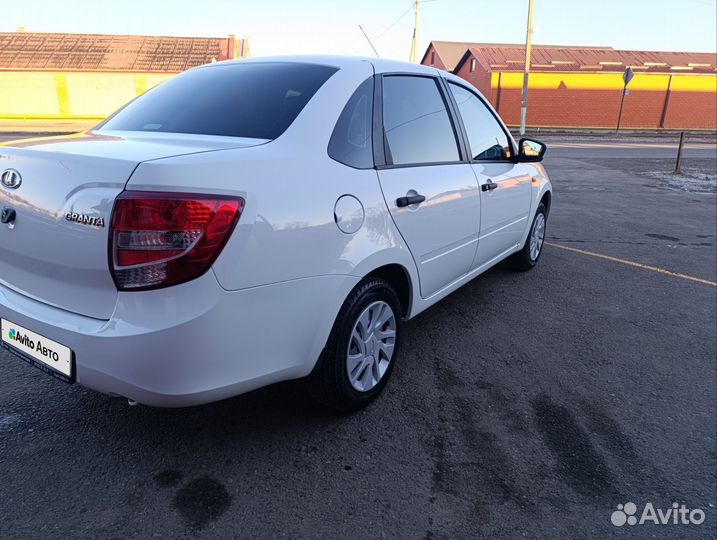 LADA Granta 1.6 МТ, 2017, 46 500 км