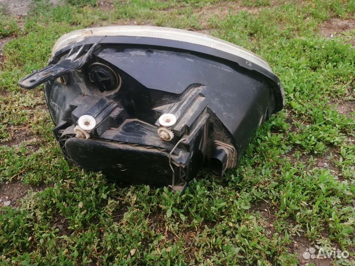 Передние фары на priora 1