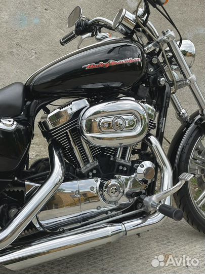 Harley-Davidson Sportster XL1200C Custom