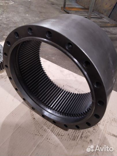 Шестерня бортового редуктора 14505741 Вольво