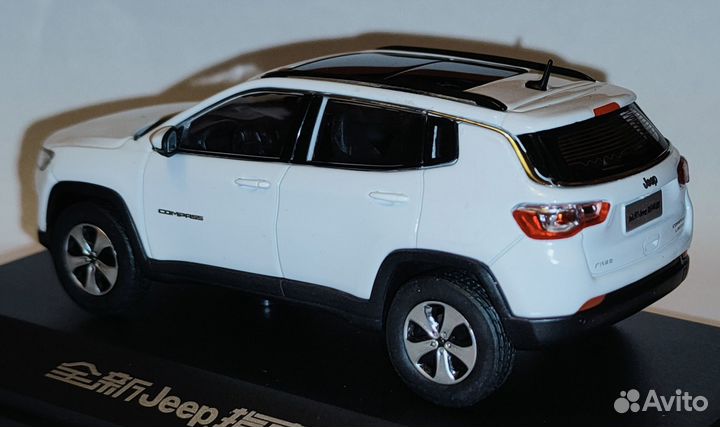 Jeep Compass 1/43