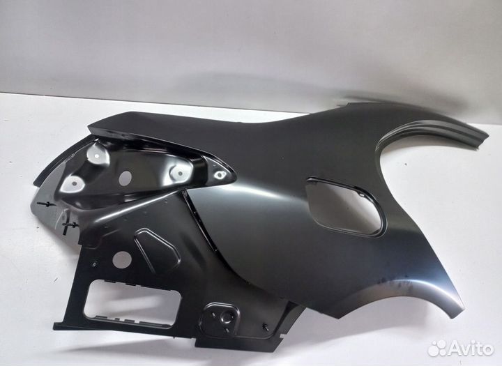 Mercedes C W206 крыло заднее правое