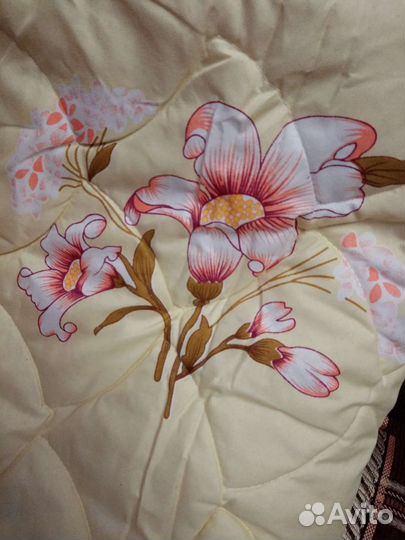 Подушка, одеяла