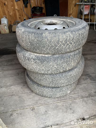 Продам колеса с дисками