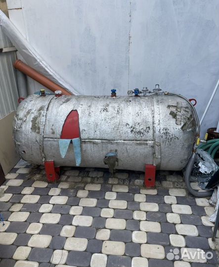 Газгольдер 900л. Бу