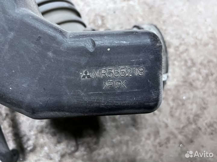 Воздуховод патрубок Mitsubishi Space Star