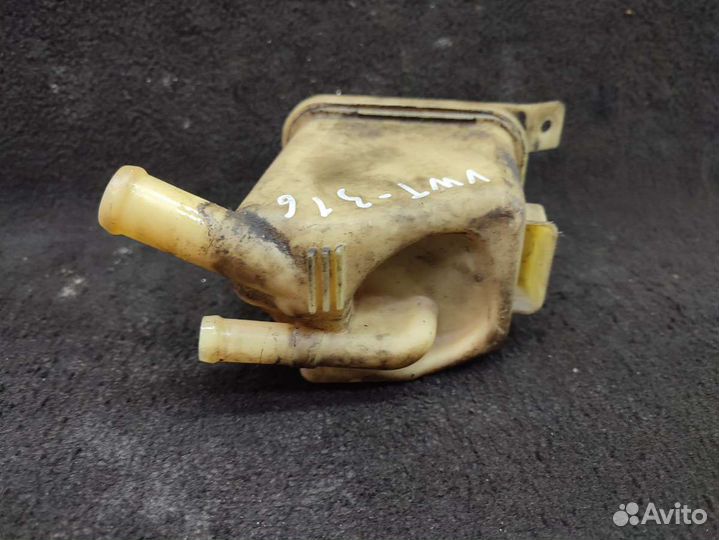 Бачок гур для Volkswagen Touareg 1