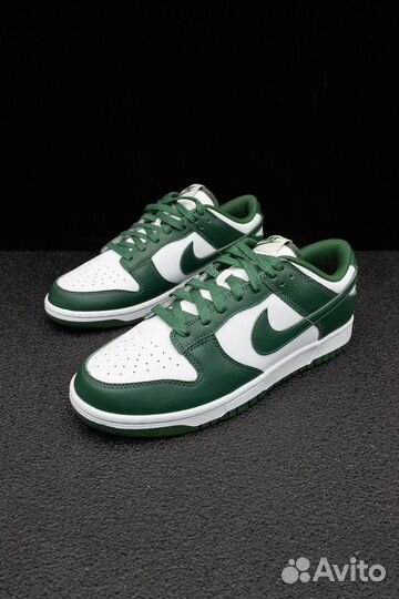 Nike Dunk Low Michigan State 41EUR / 26CM