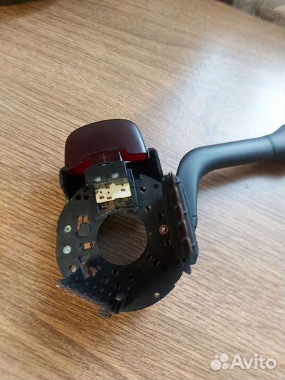 Подрулевой переключатель света и поворотников b3