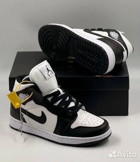 Кроссовки женские Nike Air Jordan 1 (Арт:а11)