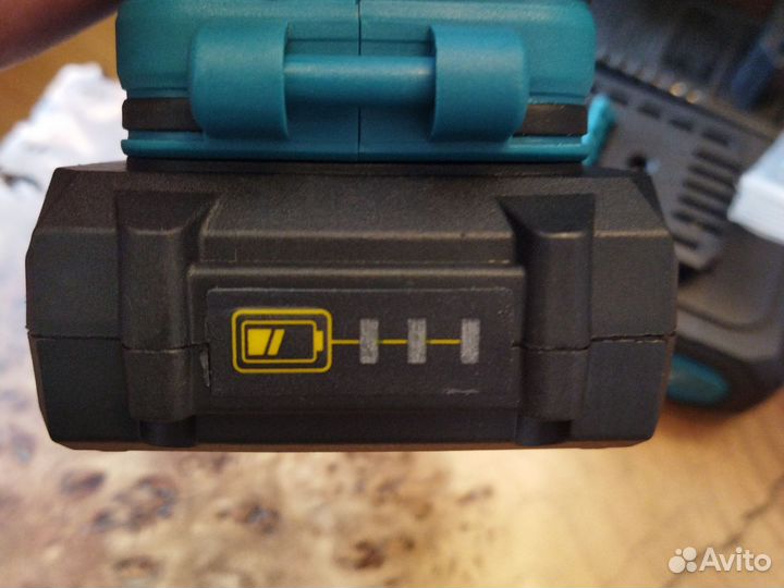 Шуруповерт Makita 48V3A безщеточный