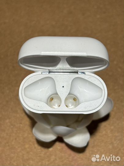 Apple AirPods 1-го поколения (A1602 Original)
