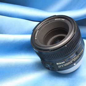 Nikon AF-S 50mm f/1.8G с мотором автофокуса