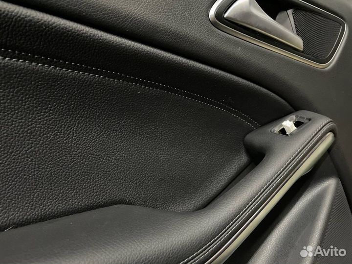 Обшивка двери задняя левая Mercedes-Benz Gla-Class