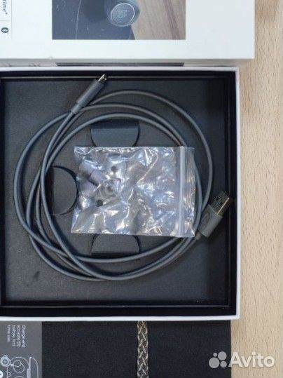 Наушники Bang & Olufsen E-8