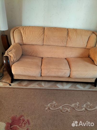 Диван,кресло,стол